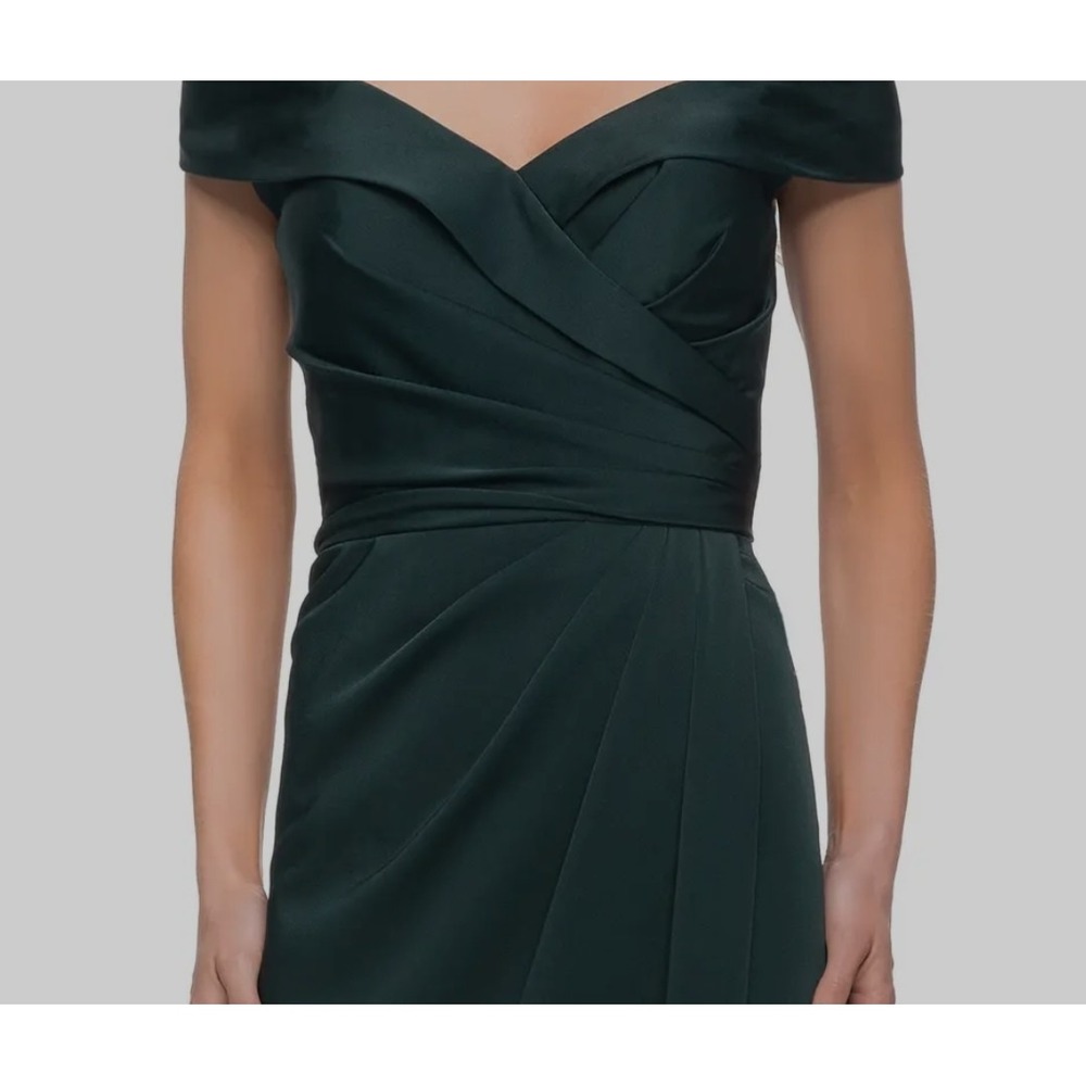 La Femme Dress Gown 4 Green Off Shoulder Ruched Jersey Column Long Formal Zip - Picture 2 of 9